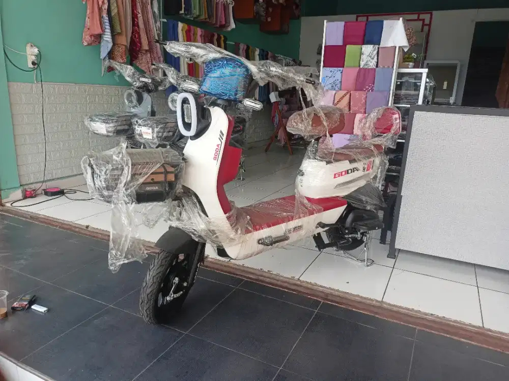 SEPEDA LISTRIK BRAND GODA TYPE GD111