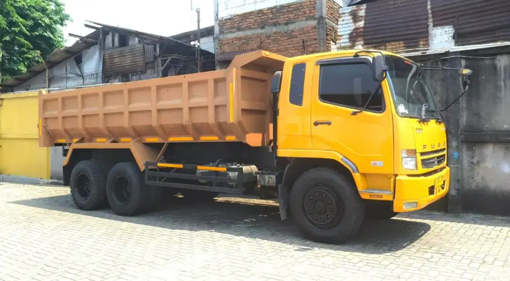 Pemakaian 2024 MURAH Mitsubishi Fuso Tronton 6x4 Dump truk 2023
