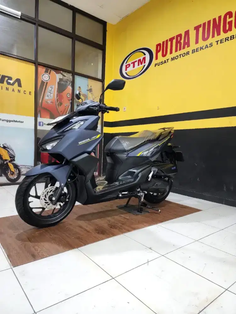 (MOTOR SECOND) VARIO 160 CBS ANTIK