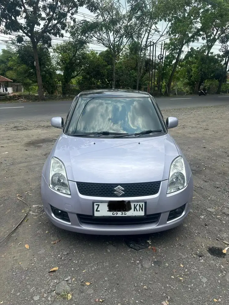 Dijual Suzuki Swift ST 1,5 A/T 2008 Abu-Abu Metalic