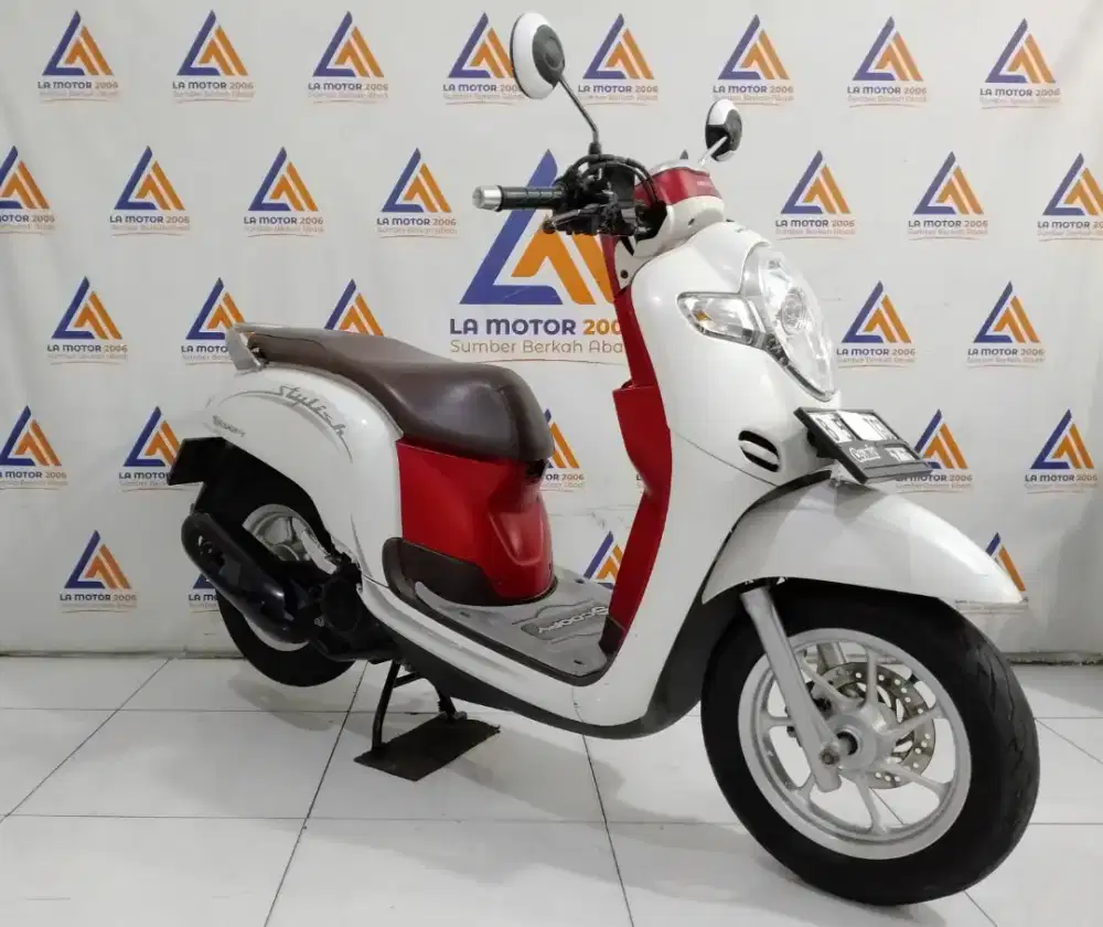 HONDA SCOOPY STYLISH THN 2020 (TT/CASH/KREDIT)