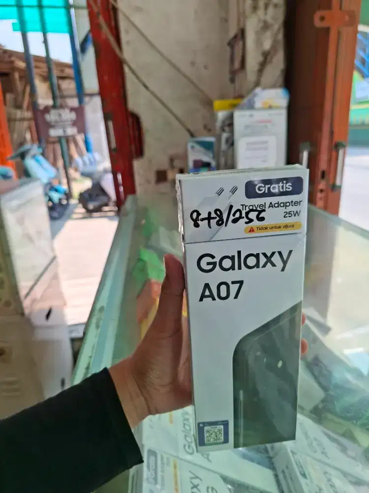NEW SEGEL HP SAMSUNG GALAXY A07 8/256GB GARANSI RESMI SEIN