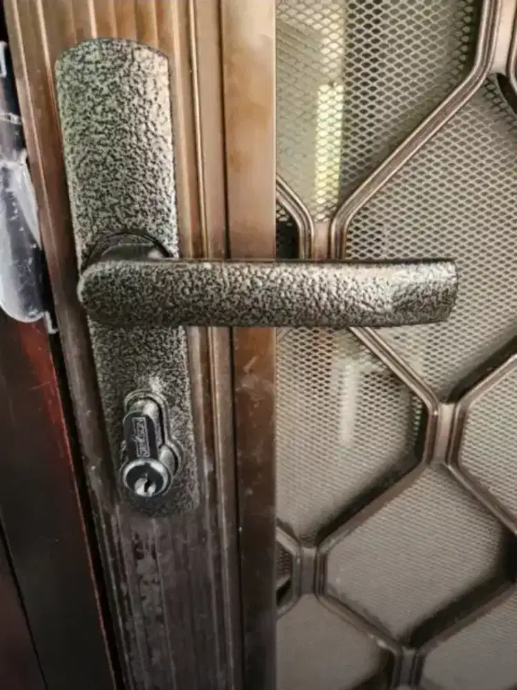 Dekson handle pintu kawat nyamuk