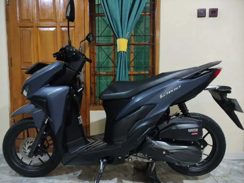Super istimewa low km new vario 125 cbs iss super mulus persis baru