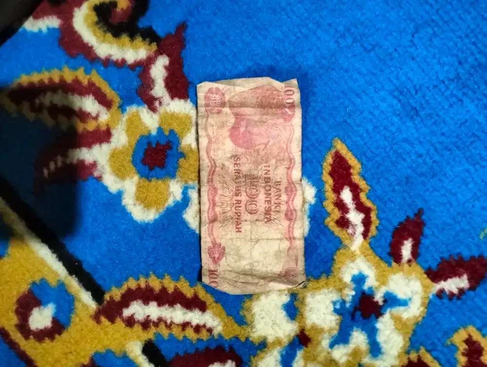 UANG 100 RUPIAH BURUNG DARA