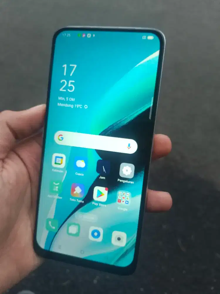 Oppo reno 2f 8/128gb