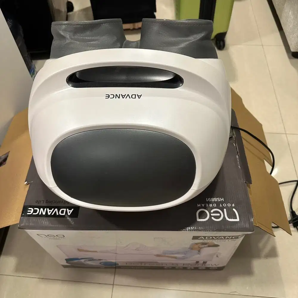 Advance Neo Foot Dream Alat Pijat Refleksi kaki pemijat getar elektrik