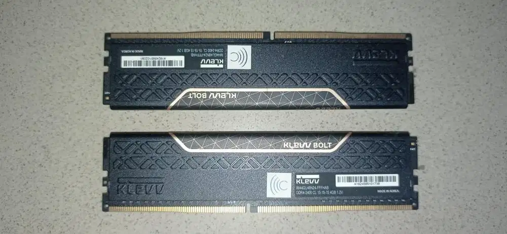 KLEVV BOLT Series DDR4 8GB 4X2