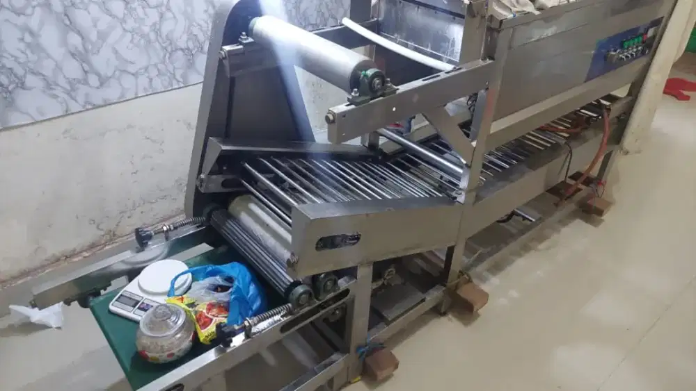 Mesin kwe tiau otomatis  masih baru