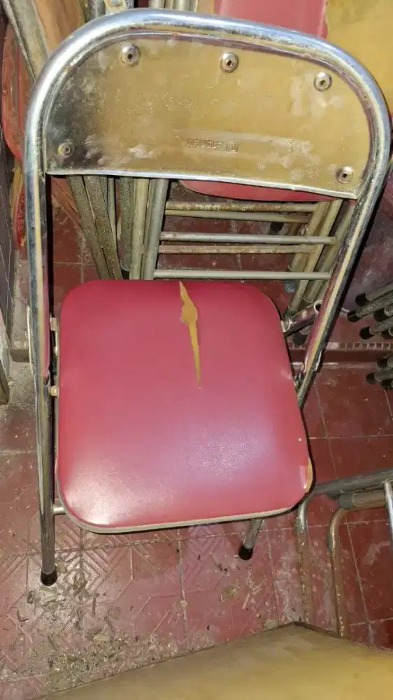 Kursi lipat Futura
