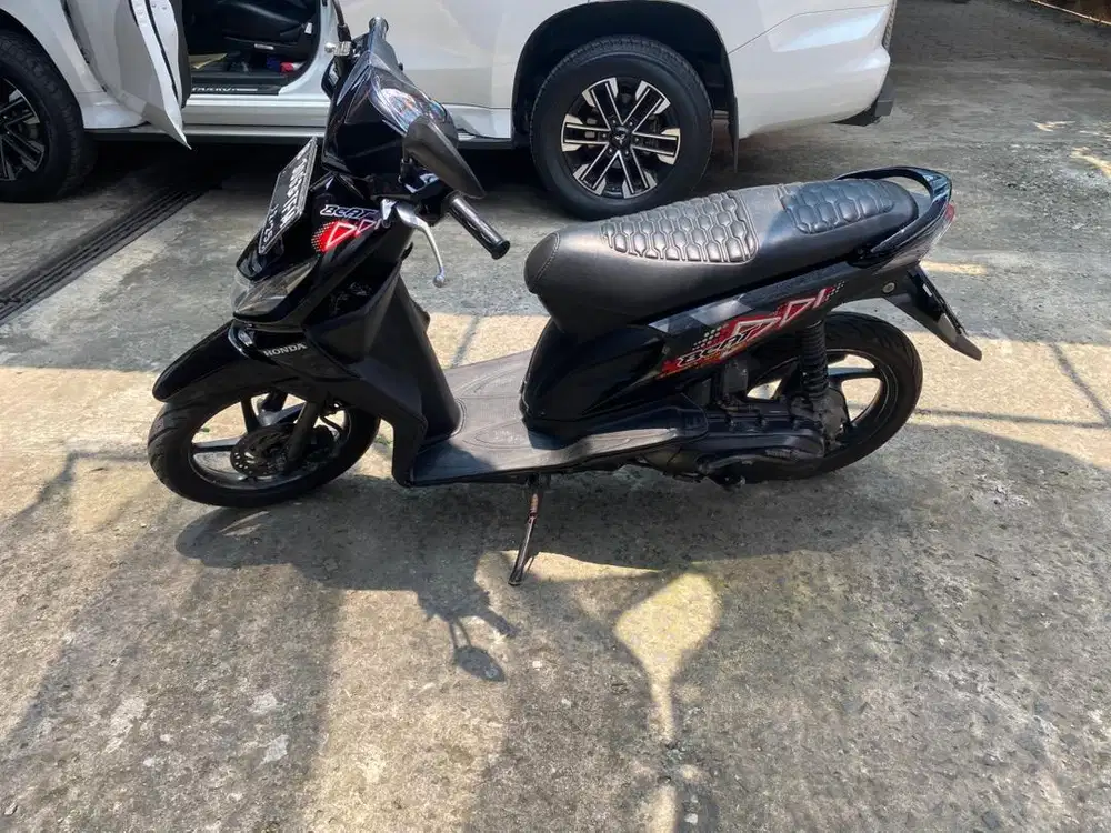motor honda  beat 2010