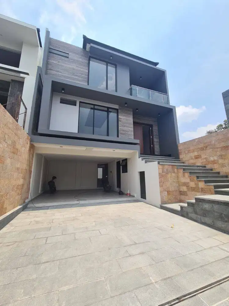 DIJUAL RUMAH BABATAN PRATAMA WIYUNG - BOULEVARD