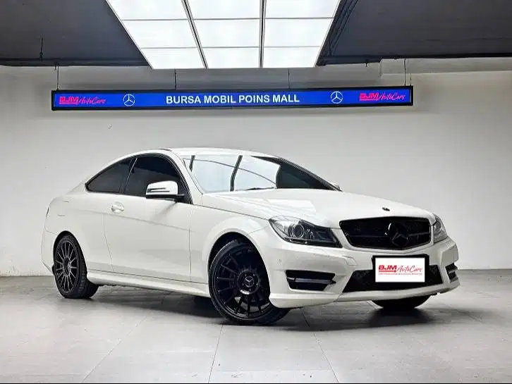 KM Low Mercedes Benz C250 Coupe 2013 #BJM2#