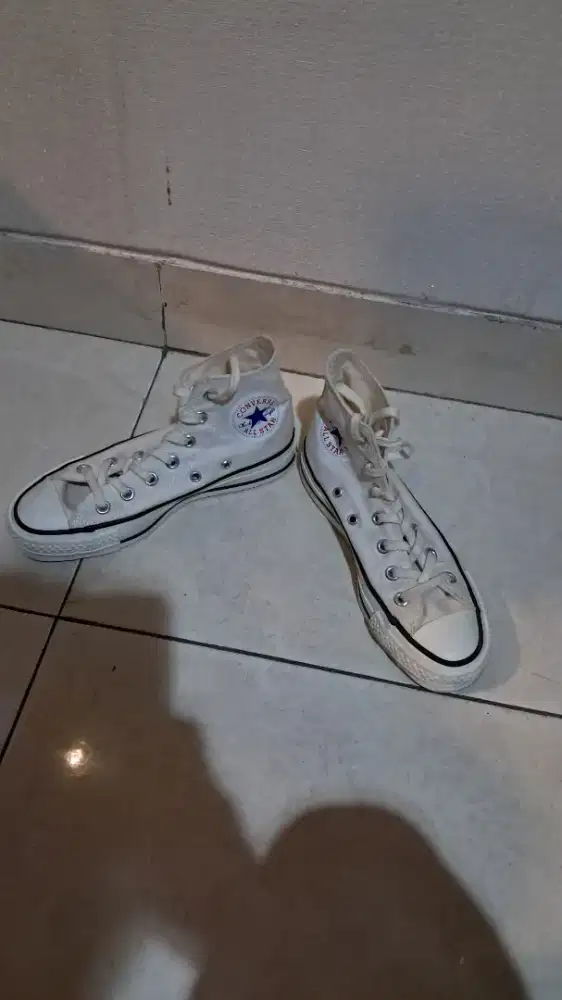 Sepatu Converse