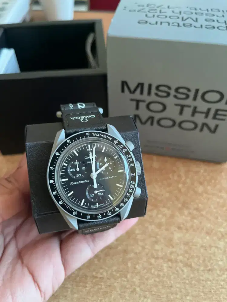 Jam Tangan Omega Moonswatch Mission to tge Moon