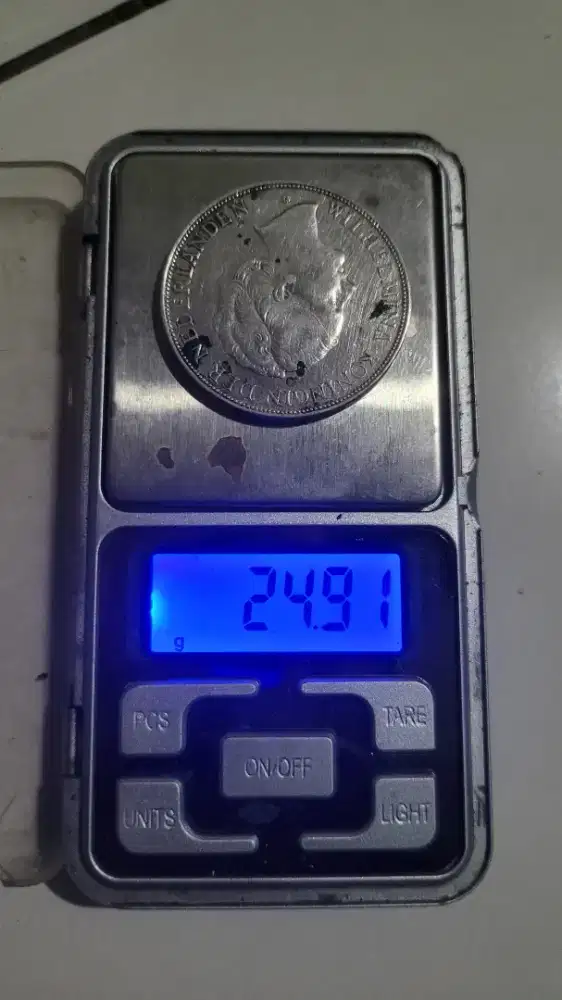 Koin perak 2 ½ gulden kondisi bagus