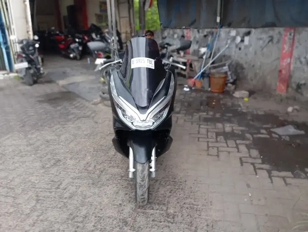 [PROMO OKT] Honda PCX 150 Tahun 2019 Surat Komplit