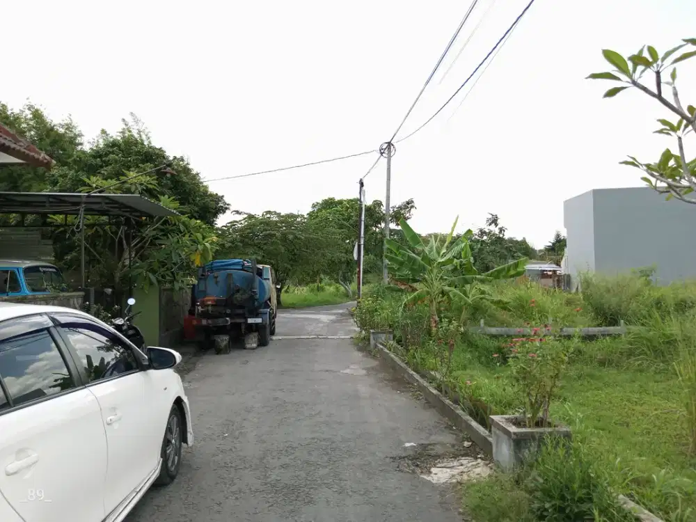 Tanah Damai Kaliurang dijual cepat dekat UGM tepi aspal