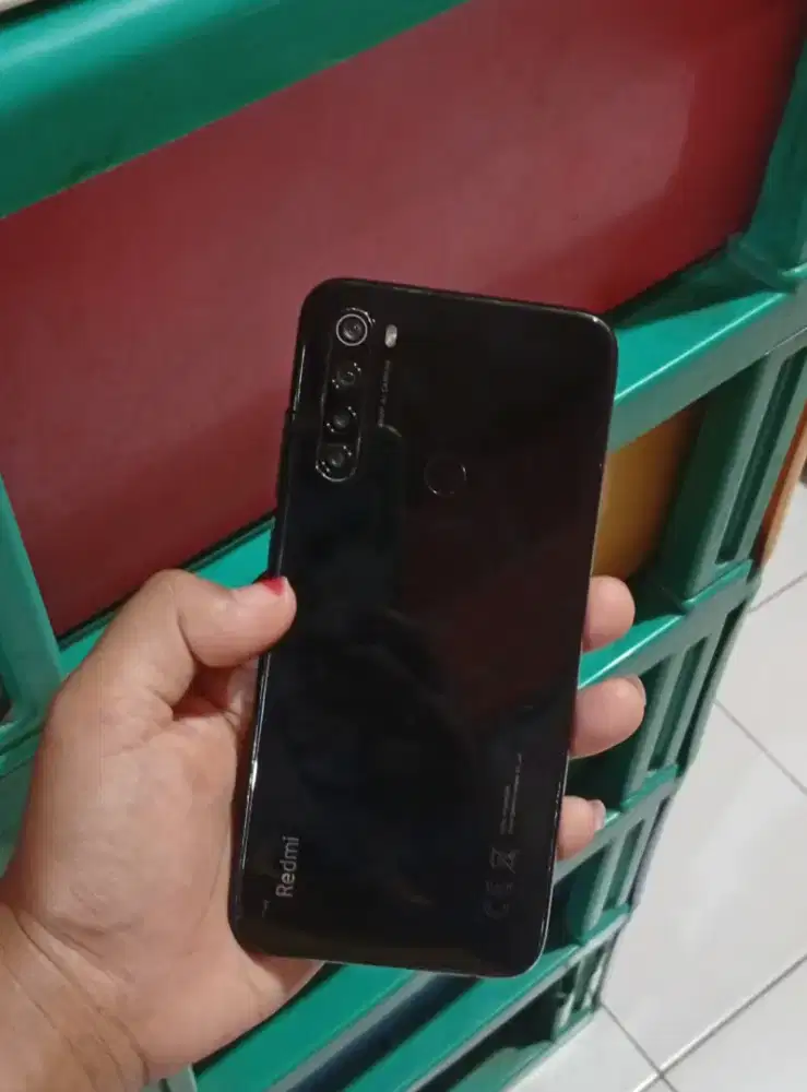 Redmi note 8 ram 4+1/64.