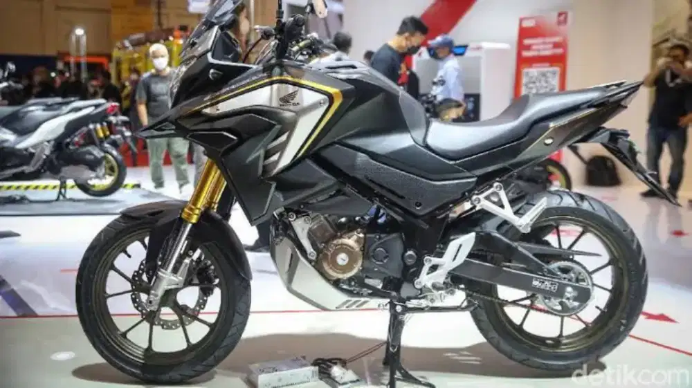 HONDA CB150X2023