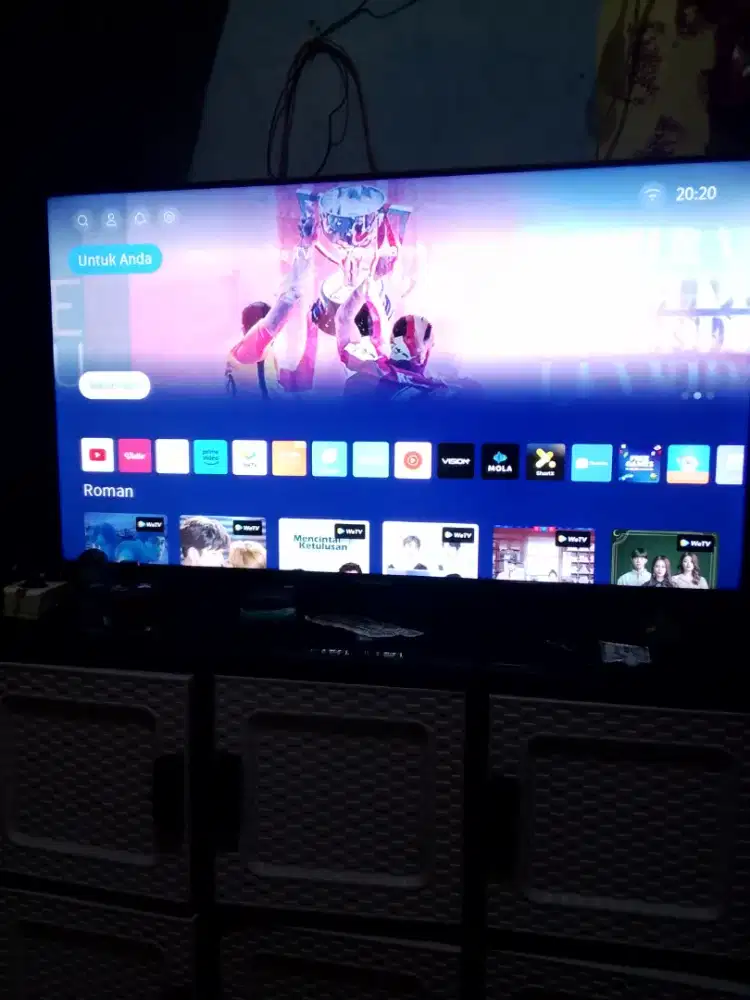 Di jual smart tv Polytron