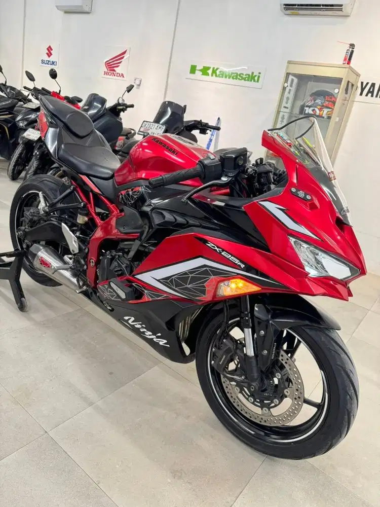Kawasaki Ninja ZX 25 R ABS QS KTRC 2020 4 Silinder ZX25R ZX25 25R Red