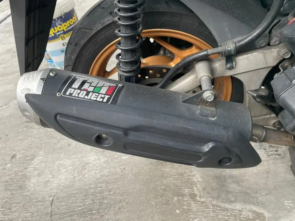 Dijual knalpot pcx 160 sudah rubahan adem