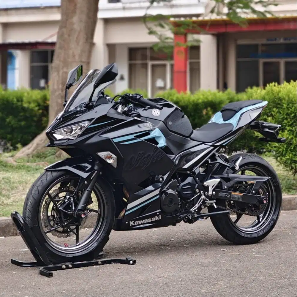 KAWASAKI NINJA 250 FI ABS MDP KEYLESS BLACK 2019 KM 12K TAX PANJANG