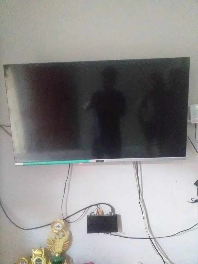 Televisi coocaa smart tv 40 inc