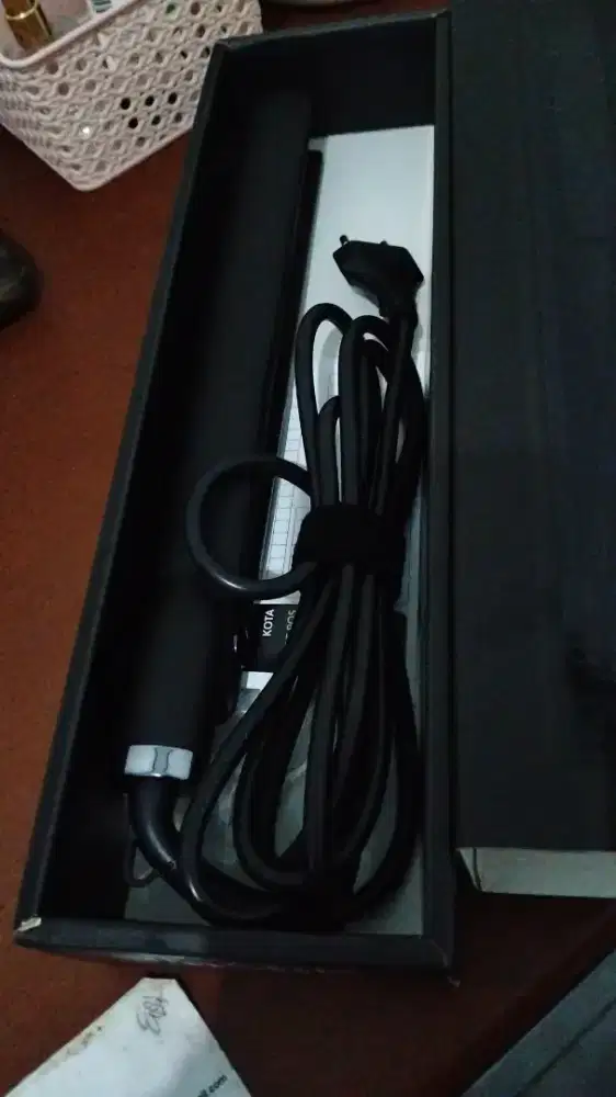 Catokan rambut lumi, black seriss