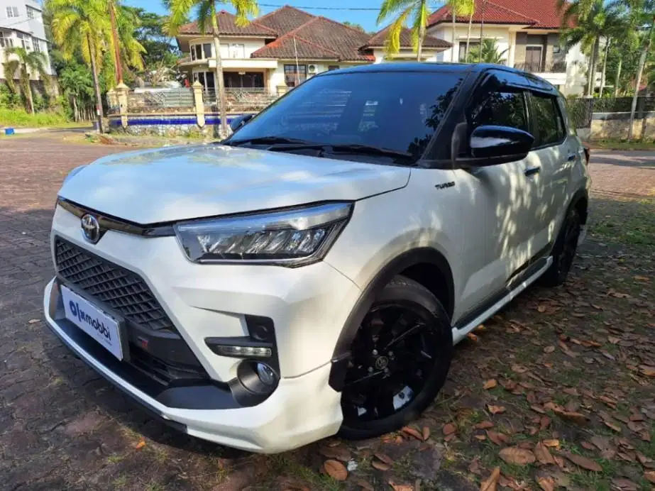 DP MURAH TOYOTA RAIZE 1.0 GR SPORT TWO TONE BENSIN AT 2022 KTYR