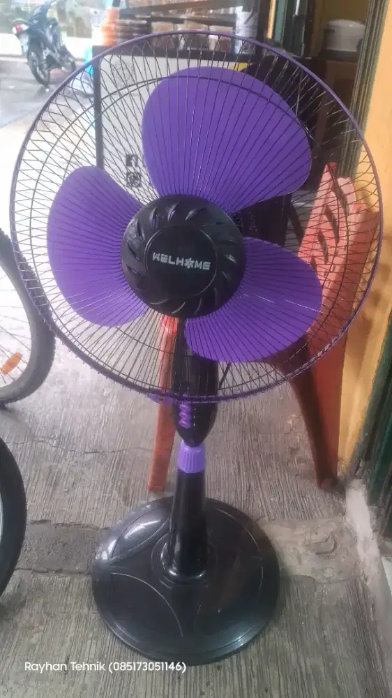 Kipas angin Wellhome 16 standing fan