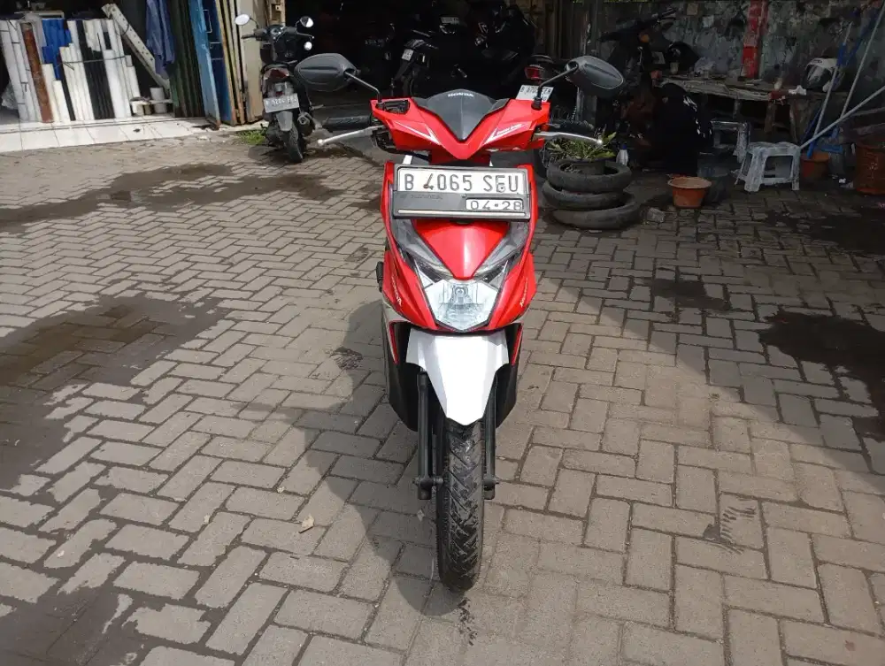 [PROMO OKT] Honda beat eco Tahun 2018 Surat Komplit