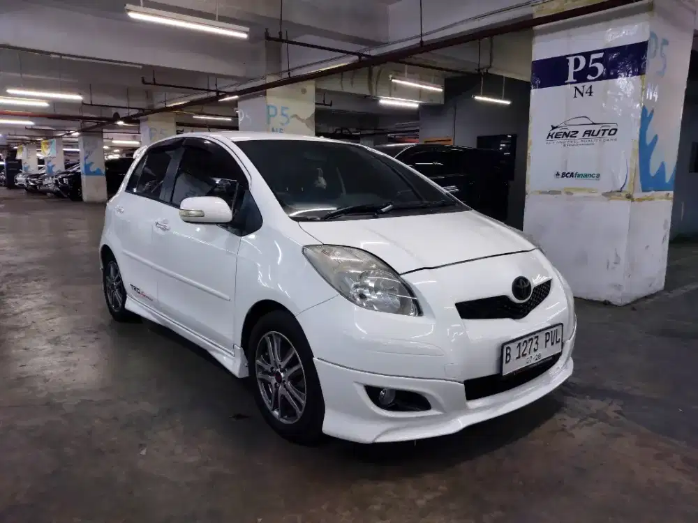Yaris S limited A/T 2011