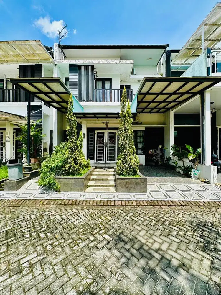 RUMAH FULL FURNISHED DALAM KOMPLEK