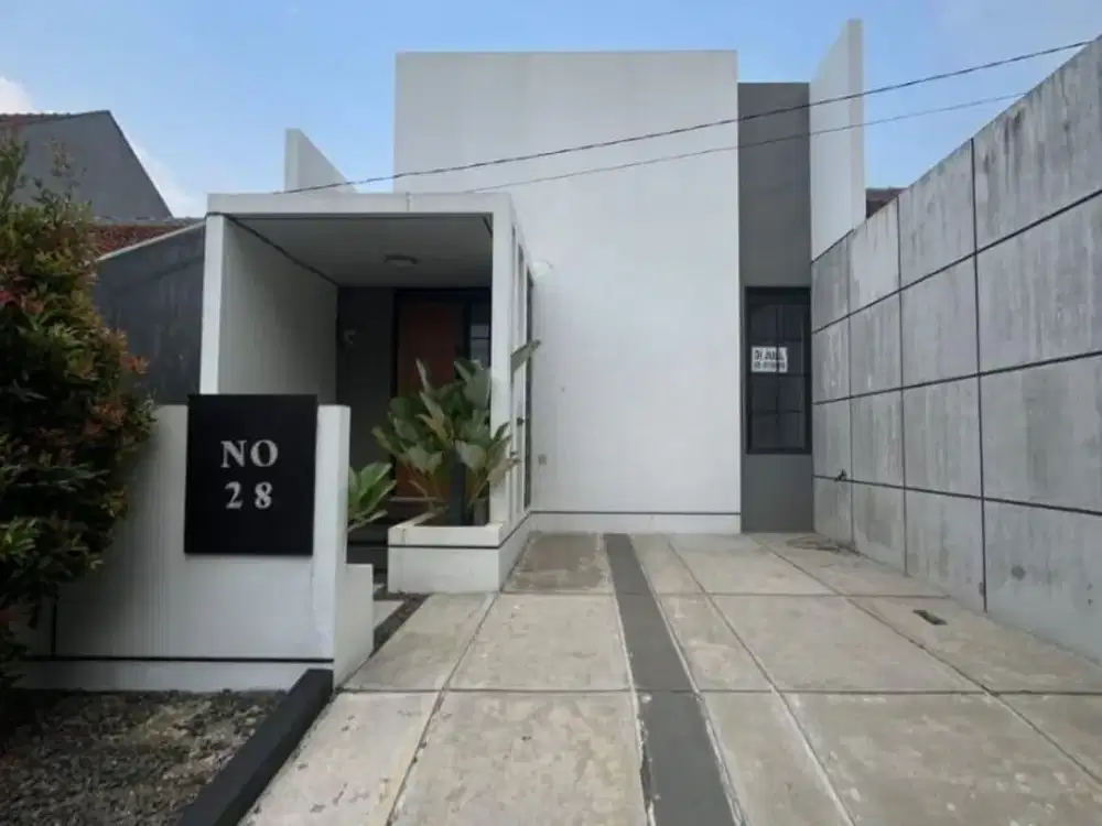 Dijual rumah cantik dicluster bali sentul