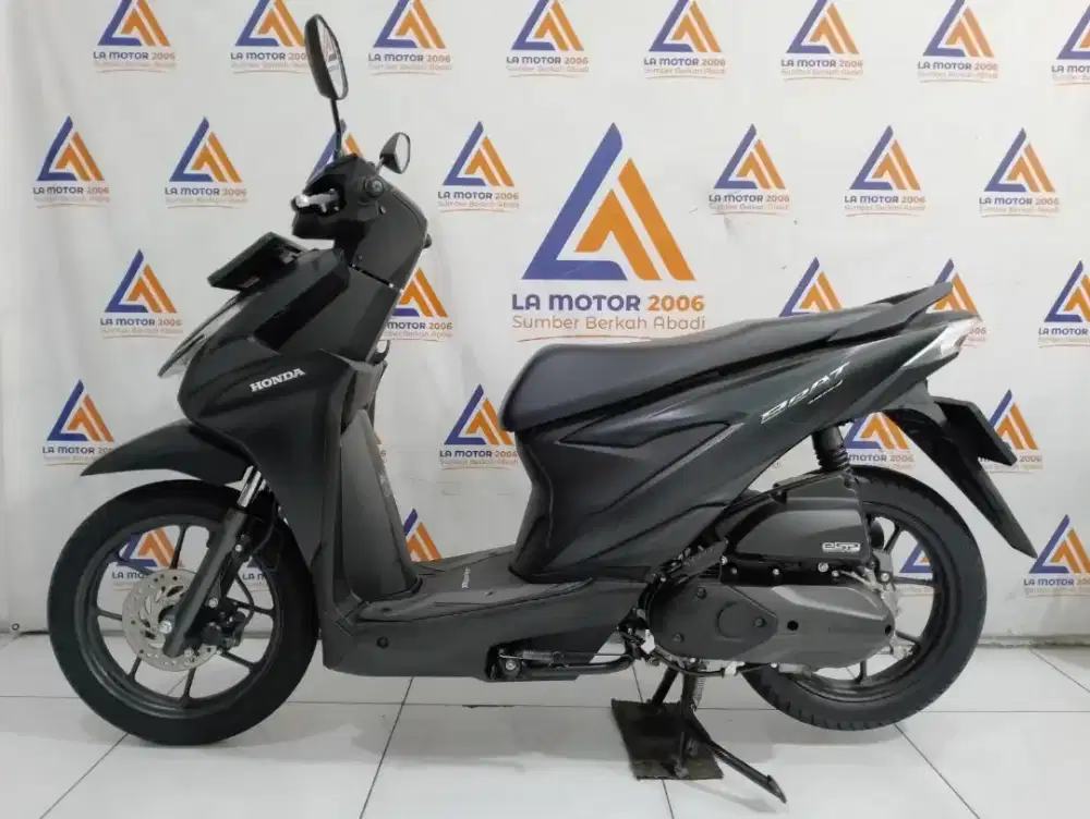 BEAT DELUXE SMARTKEY TH 2025 NIK 2024 LIKE NEW CASH/ KREDIT /TT/ CC 0%