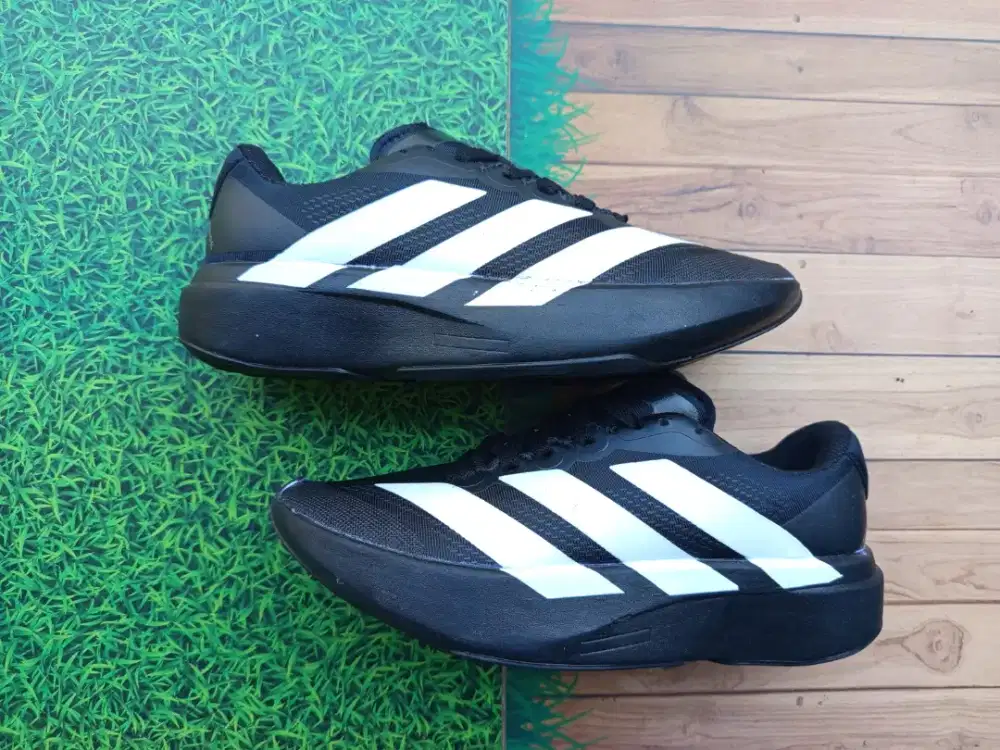 Adizero EVO SL Black/White •Preloved, Second, Thrift•