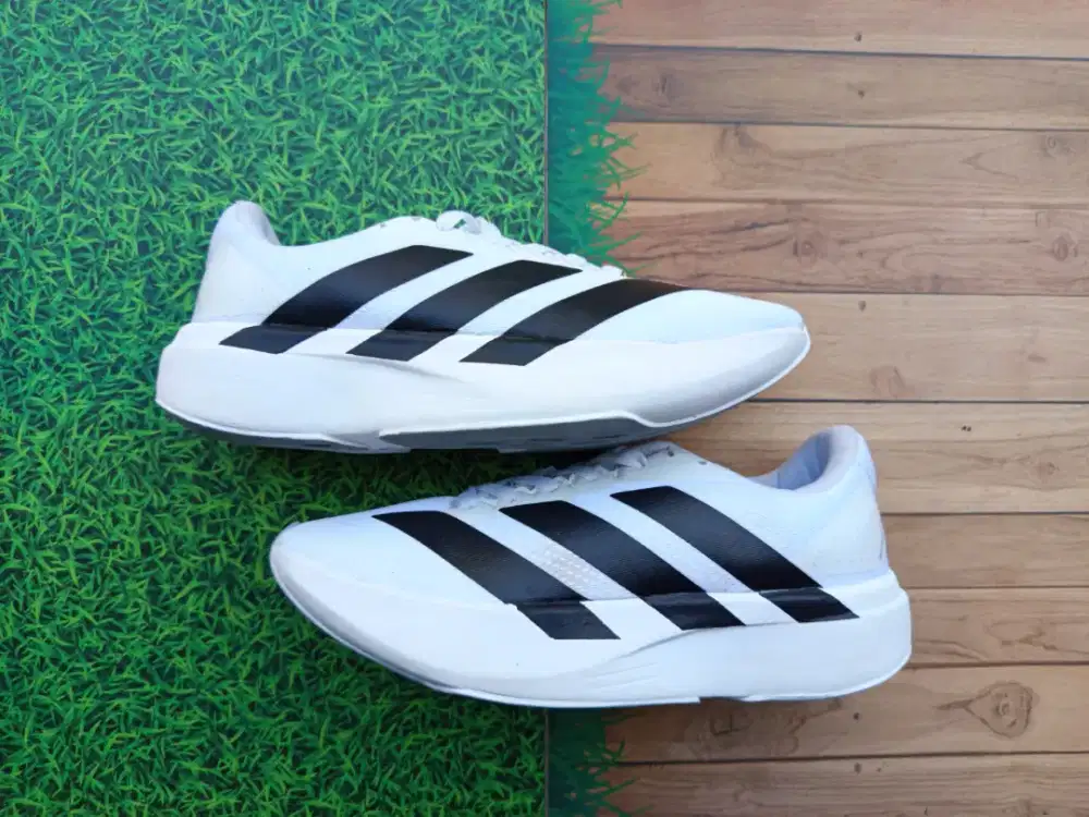 Adizero EVO SL White Black •Preloved, Second, Thrift•