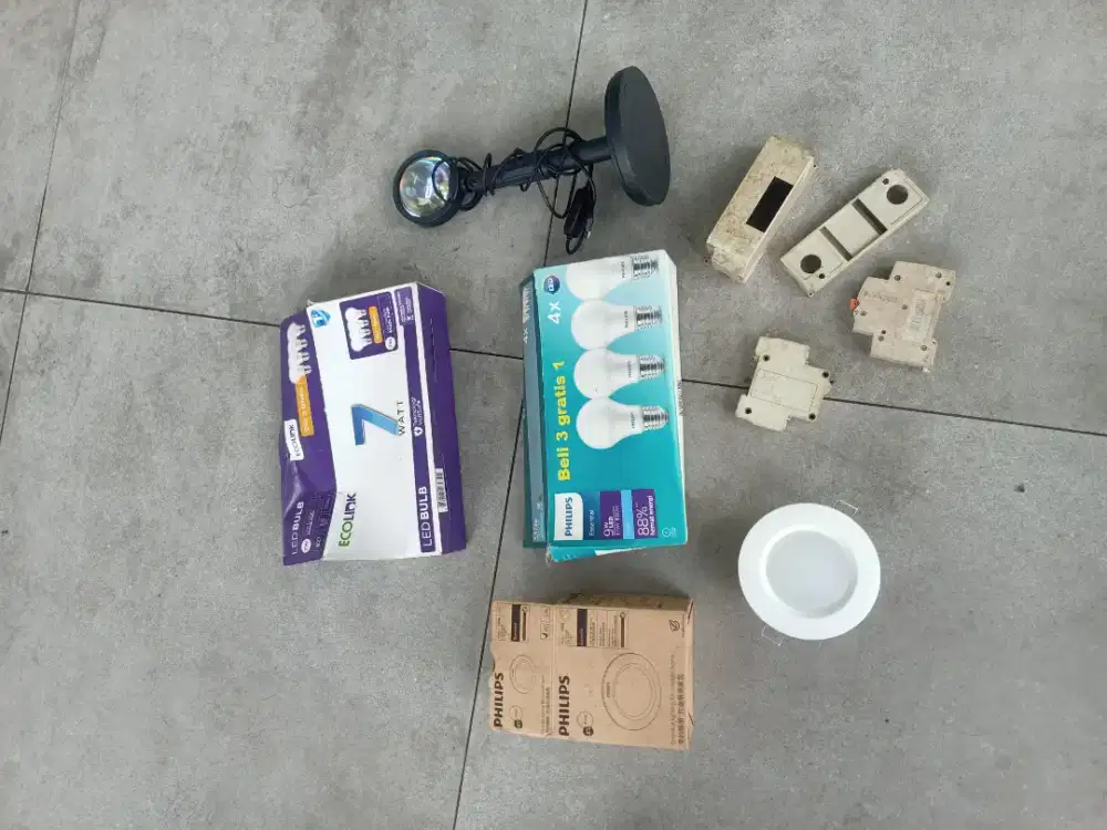 Di jual semua barang di foto murah aja