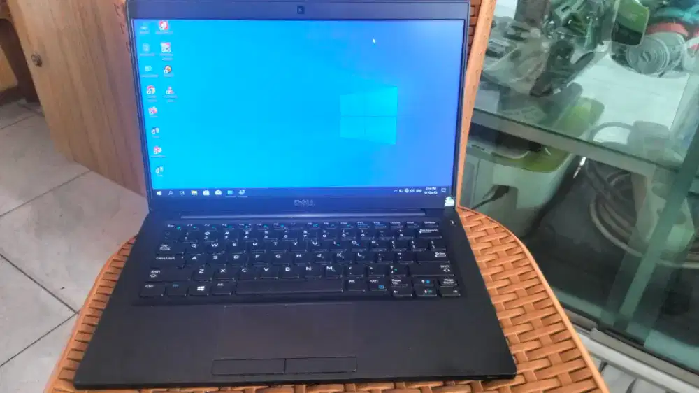 Laptop Dell Latitude 7390 core i5-7300u