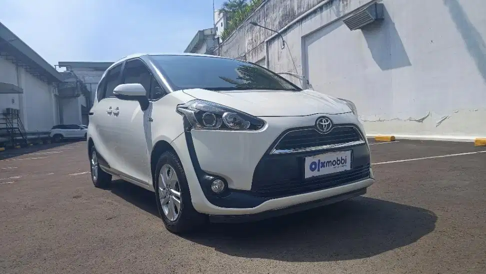 DP MURAH Toyota Sienta 1.5 G Bensin-MT 2017  C2TXT
