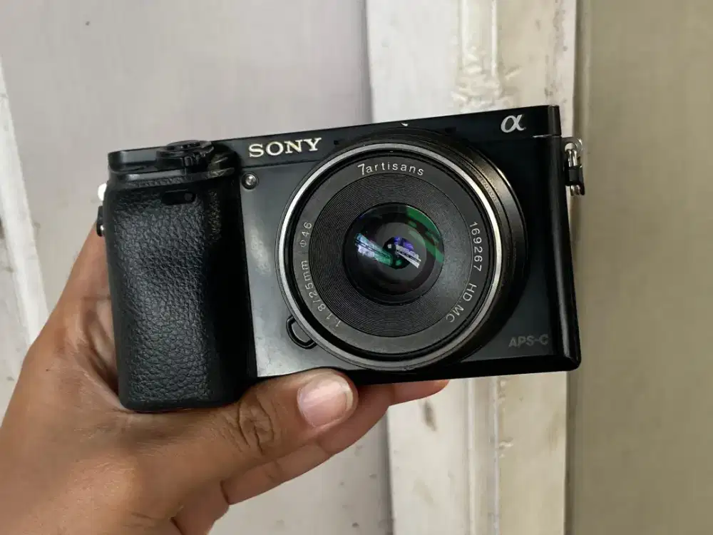 Kamera Sony a6000 + lensa 25mm
