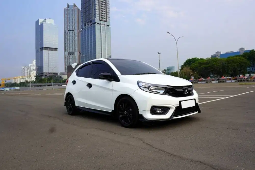 Honda Brio RS 1.2 Urbanite Edition AT 2023