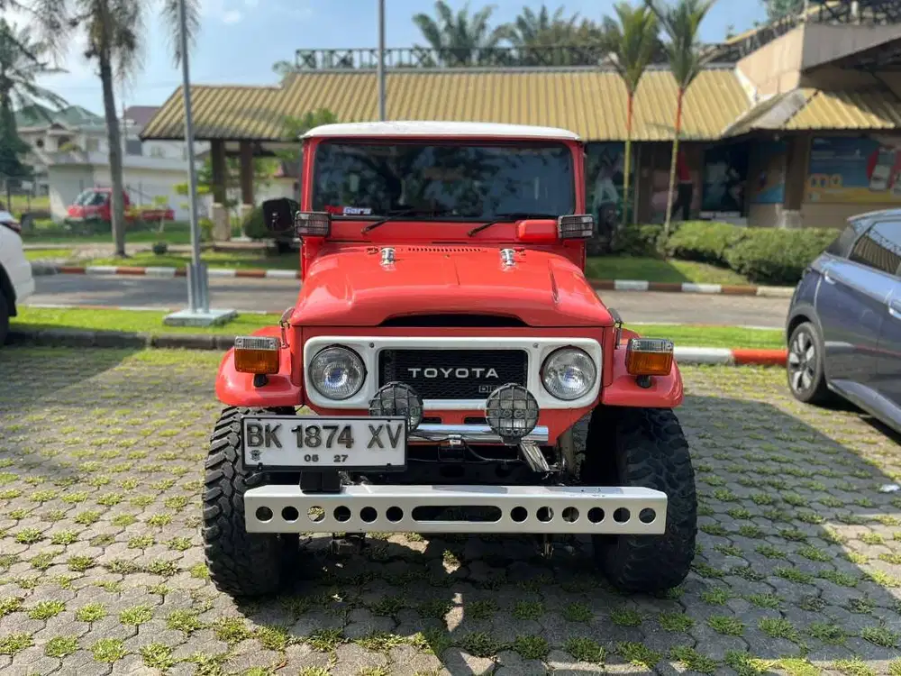 Toyota land cruiser BJ40  Hardtop Diesel Tahun 82 Original