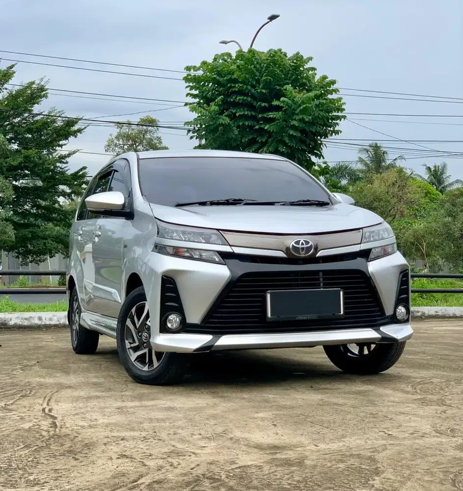 Toyota Avanza 1.5 Veloz AT