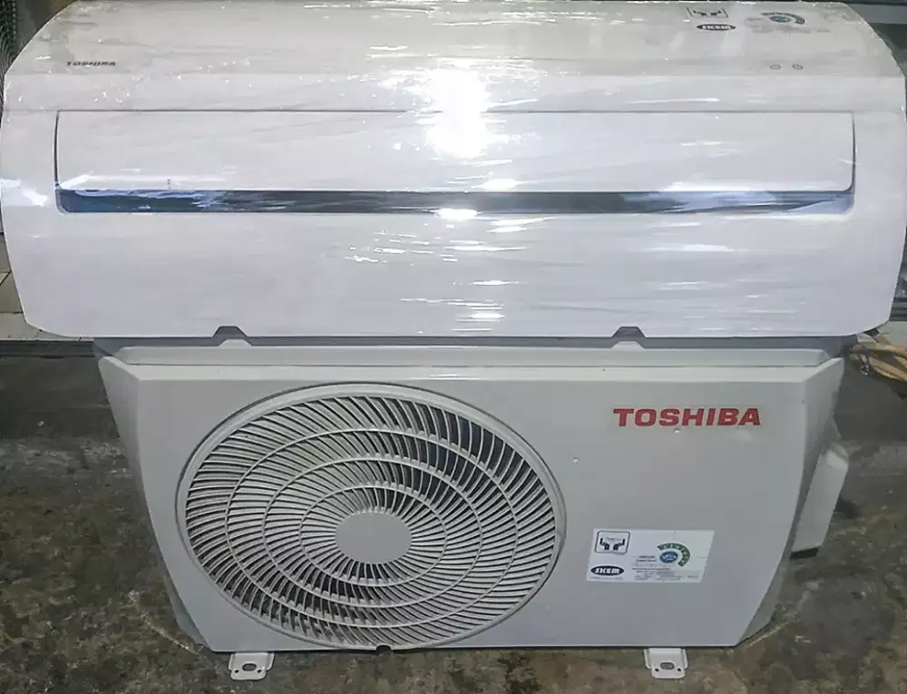 AC TOSHIBA 1/2 PK (R32) LOW300WATT ORISINIL MULUS BAGUS&DINGIN SEKALI