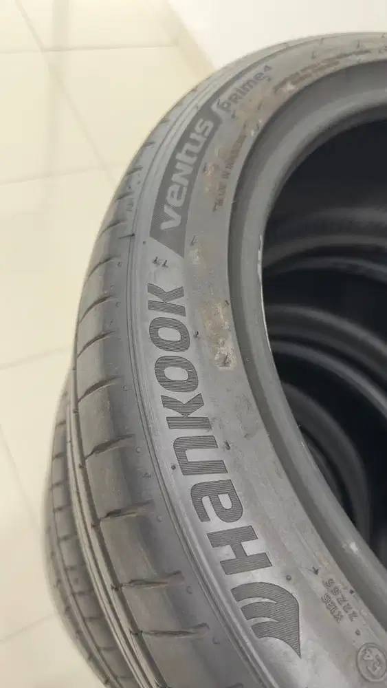 Ban Hankook & Continental R18