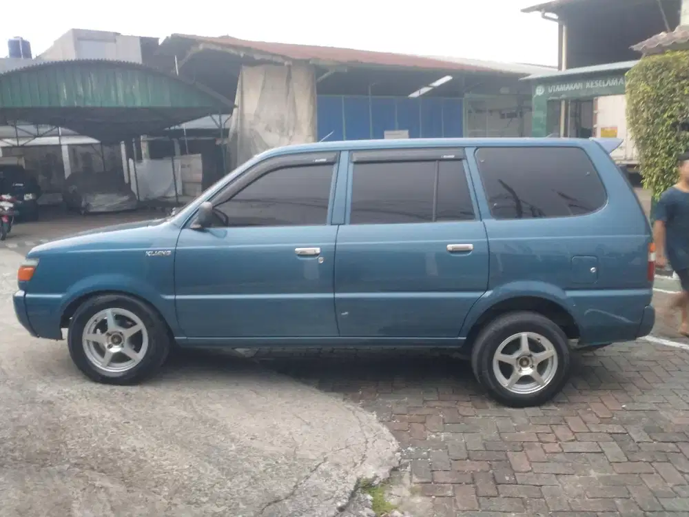 Toyota Kijang 1997 Bensin