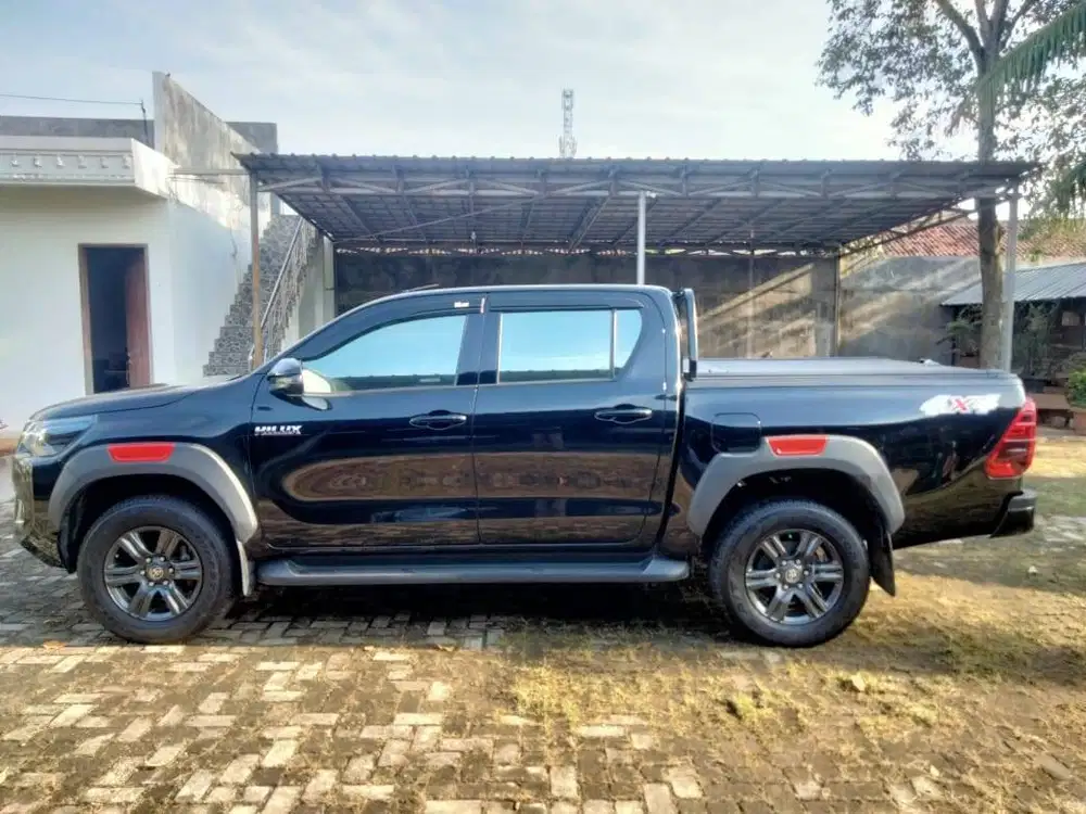 Toyota Hilux 2024